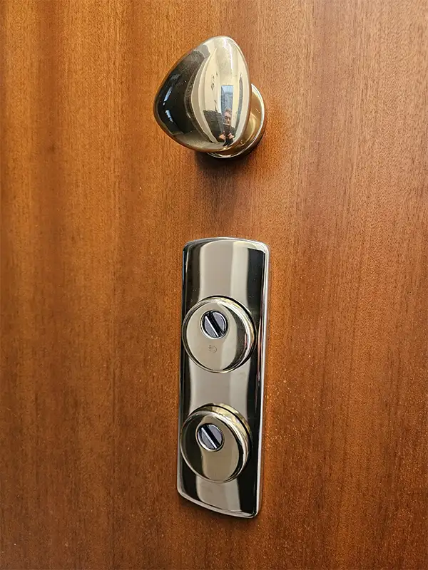 serratura doppia porta blindata